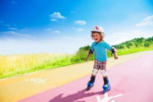 Kindern das Inline-Skaten beibringen – mit diesen einfachen Tipps