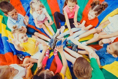 Plane die Sommerferien deiner Kinder, wenn du arbeiten musst