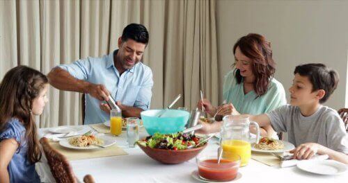 Familienleben - gemeinsames Essen