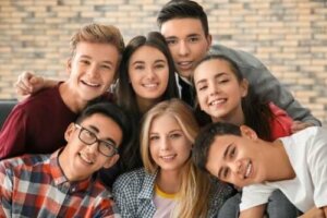 Stereotype und Vorurteile gegenüber Jugendlichen