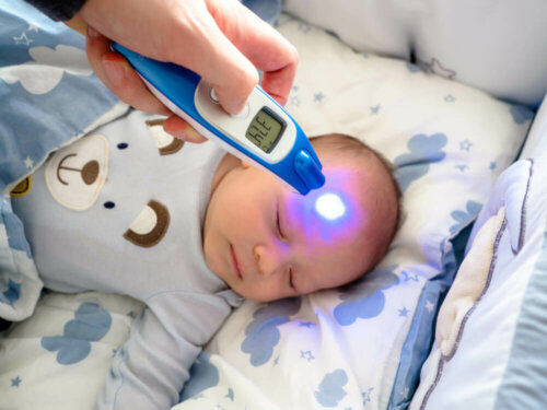 Mit dem Coronavirus infizierte Babys: Maßnahmen