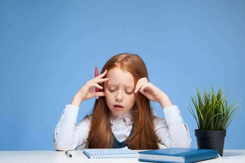 Ablenkungen beim Lernen führen dazu, dass die Schüler ihren Gedankengang verlieren