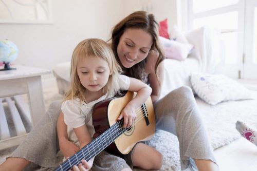 Kreativität bei Kindern durch Musik fördern 