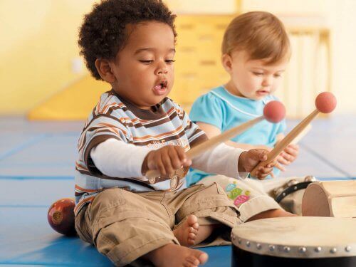 Kreativität bei Kindern durch Musik fördern