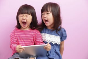 Fähigkeiten zur Problemlösung: 3 Wege, um sie deinen Kindern beizubringen
