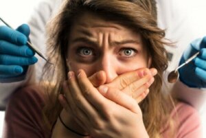 Zahnärztliche Anästhesie in der Schwangerschaft: Gibt es Risiken?