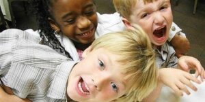 Aufmerksamkeitsdefizit- und Hyperaktivitätsstörung: Wie du herausfindest, ob dein Kind an ADHS leidet