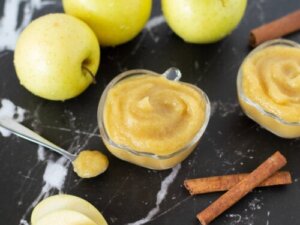 Apfelmus für Babys: Rezept und Vorteile