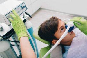 Zahnärztliche Eingriffe bei Kindern: Das sind die 4 häufigsten
