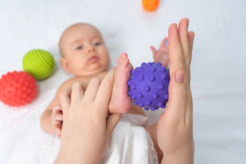 Vorteile der Shiatsu-Massage für Babys - Feinmotorik