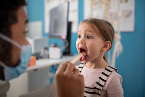 Die 6 häufigsten Mundinfektionen bei Kindern