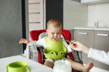 9 Lebensmittel, die du deinem 6 Monate alten Baby nicht geben solltest