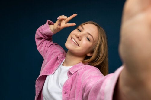 5 TikTok Zahn-Challenges, die für Jugendliche gefährlich sind